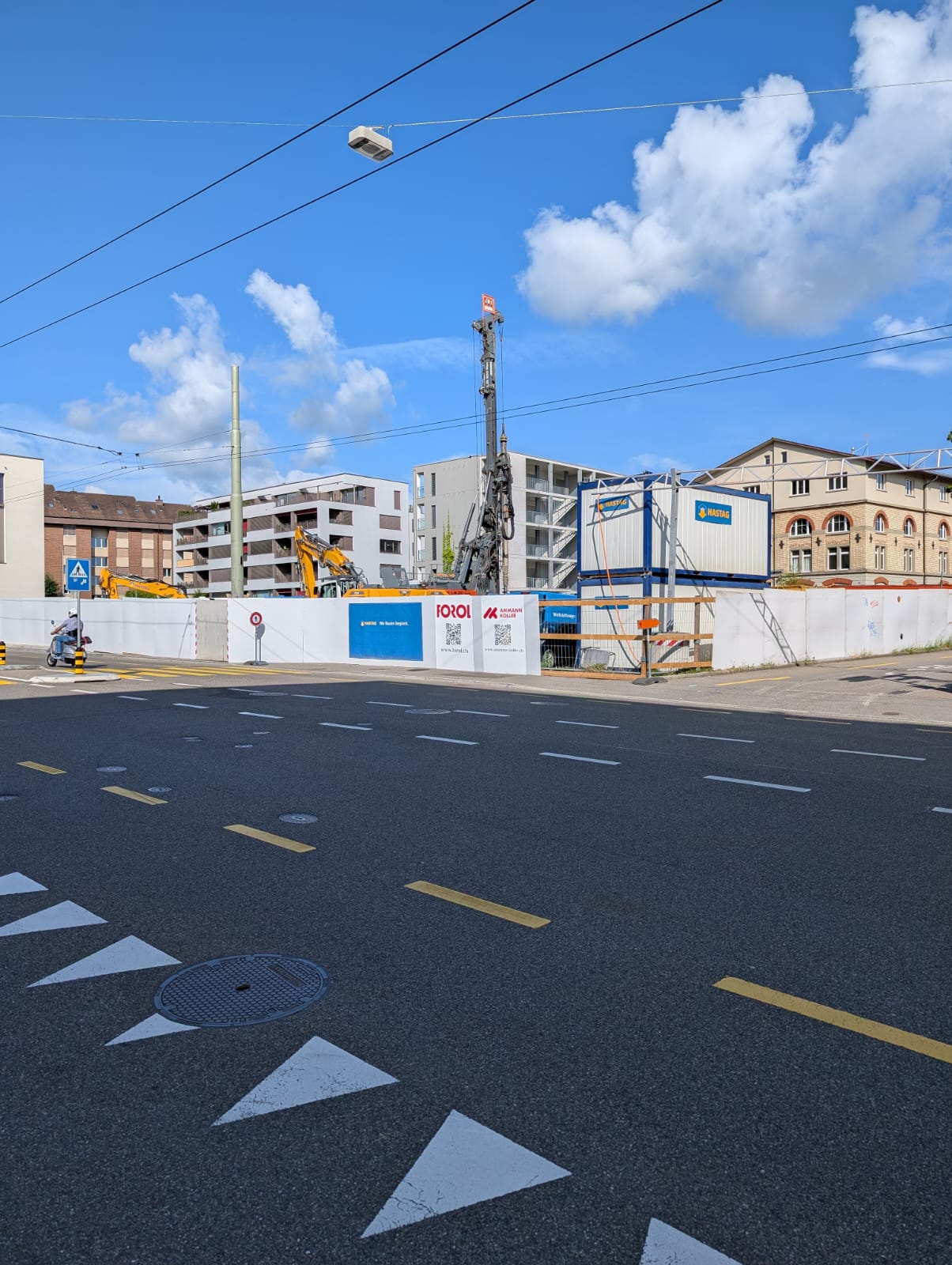 Projektfortschritt St. Gallen - Wohn- und Gewerbeüberbauung mit Tankstelle, Shop, Tiefgarage